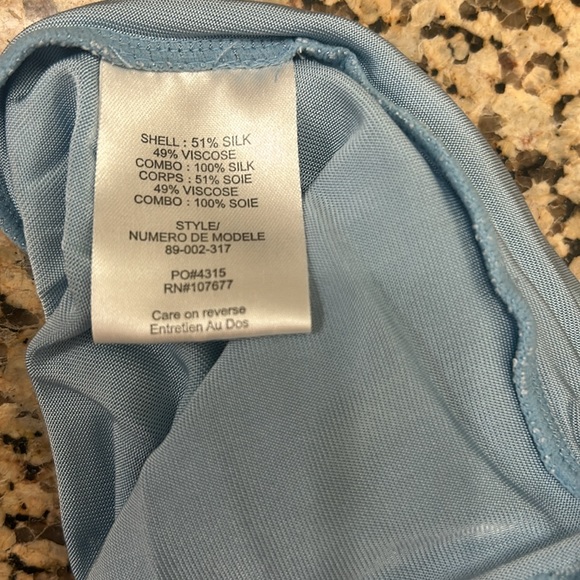 Alice + Olivia Light Blue One-Shoulder Blouse - Picture 4 of 4